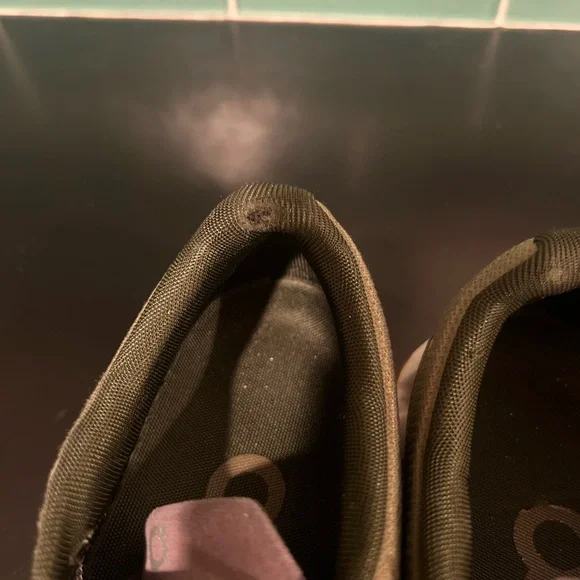 On Cloud Running Sneakers in Green and  Dark Purple - Picture 4 of 5